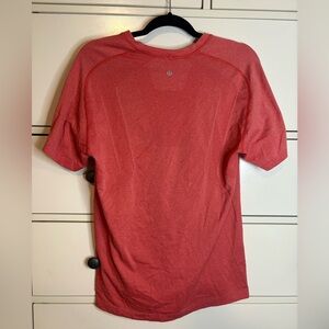 lululemon Metal Vent Tech short-sleeve shirt Size Medium
